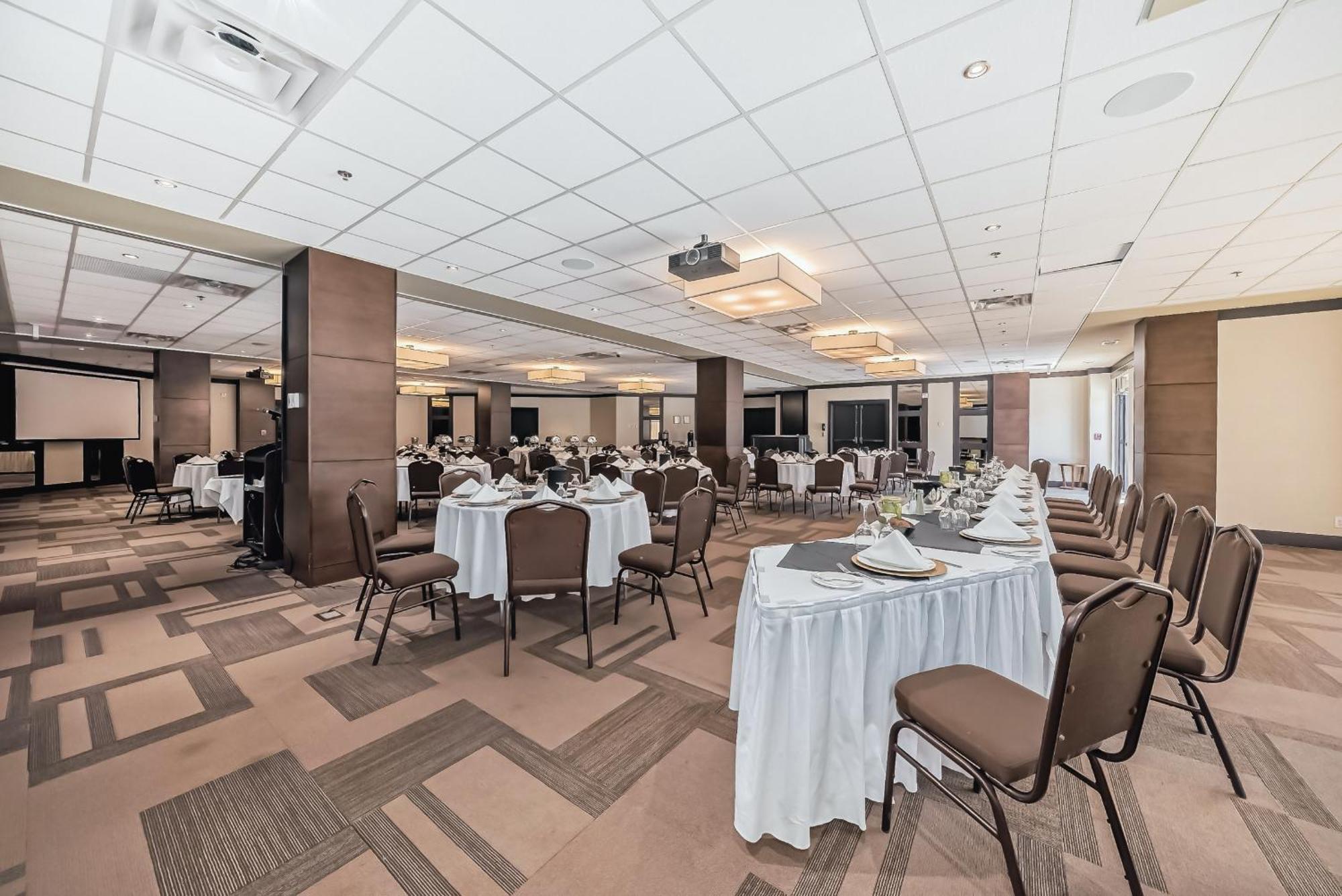 Copper Point Resort Invermere Luaran gambar