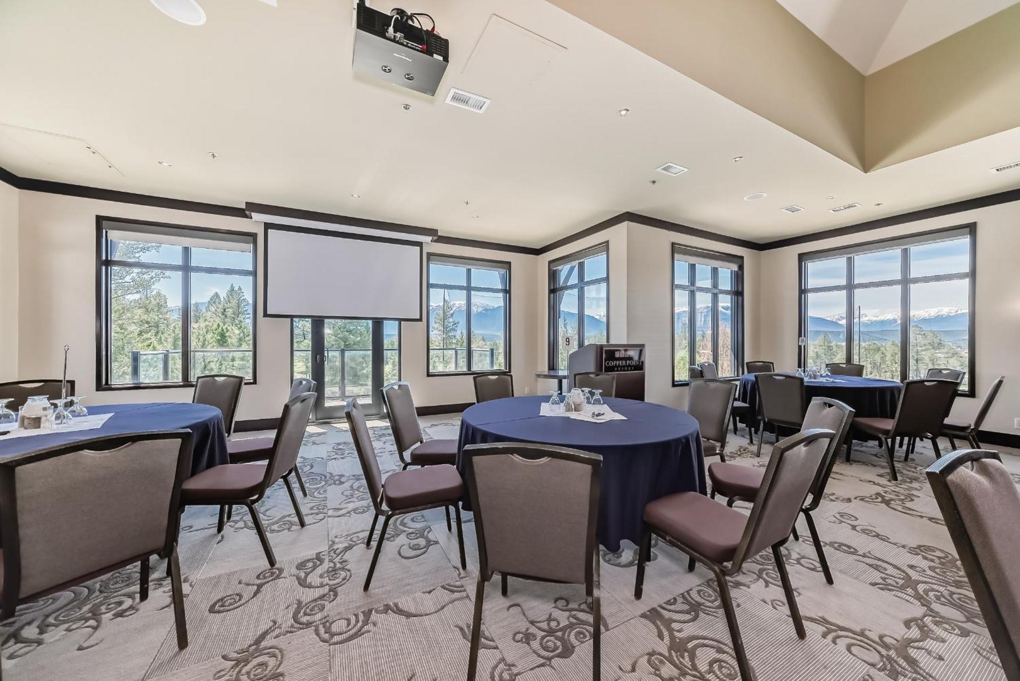 Copper Point Resort Invermere Luaran gambar