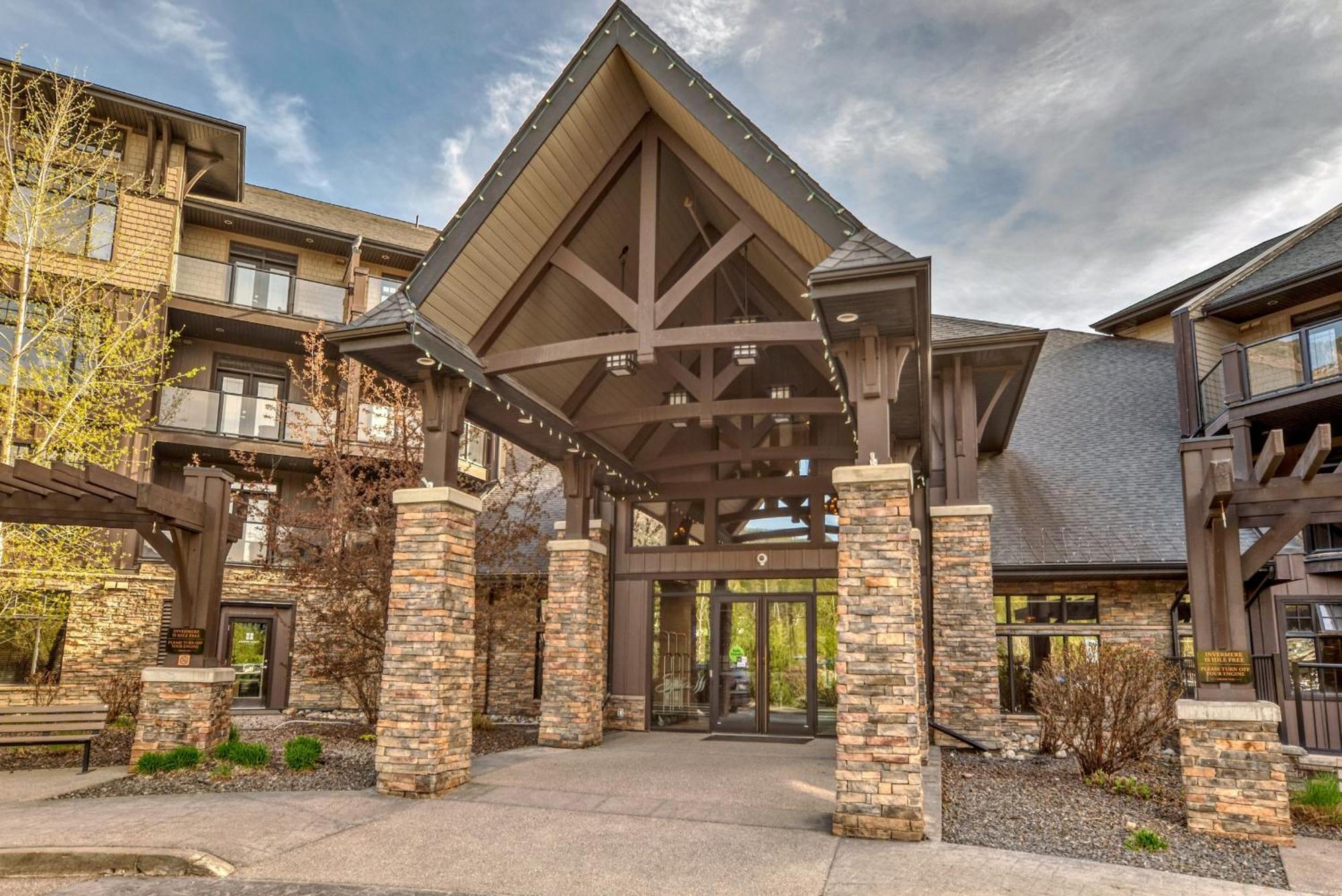 Copper Point Resort Invermere Luaran gambar