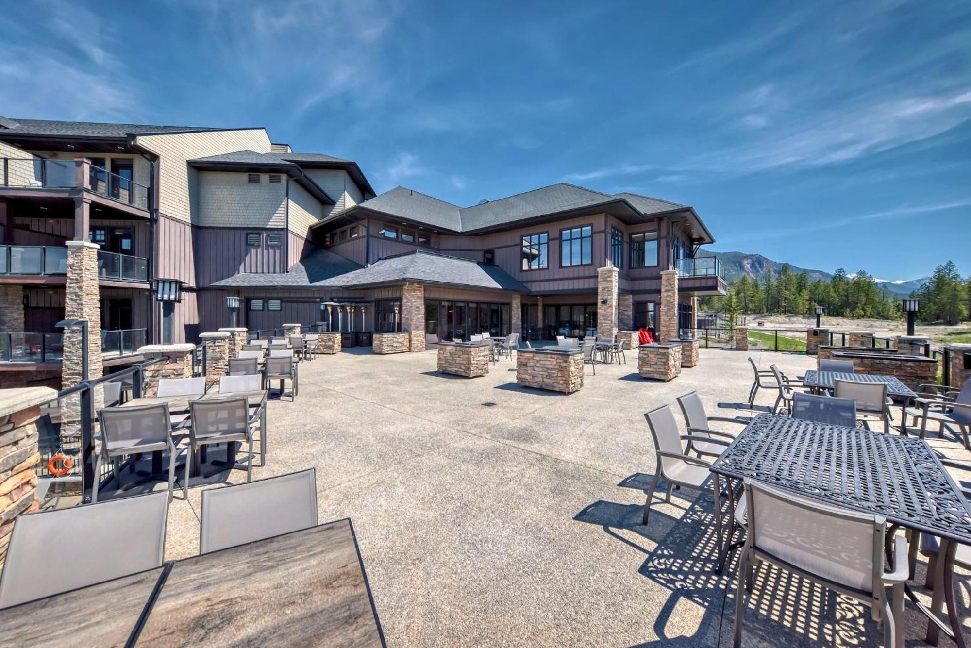 Copper Point Resort Invermere Luaran gambar
