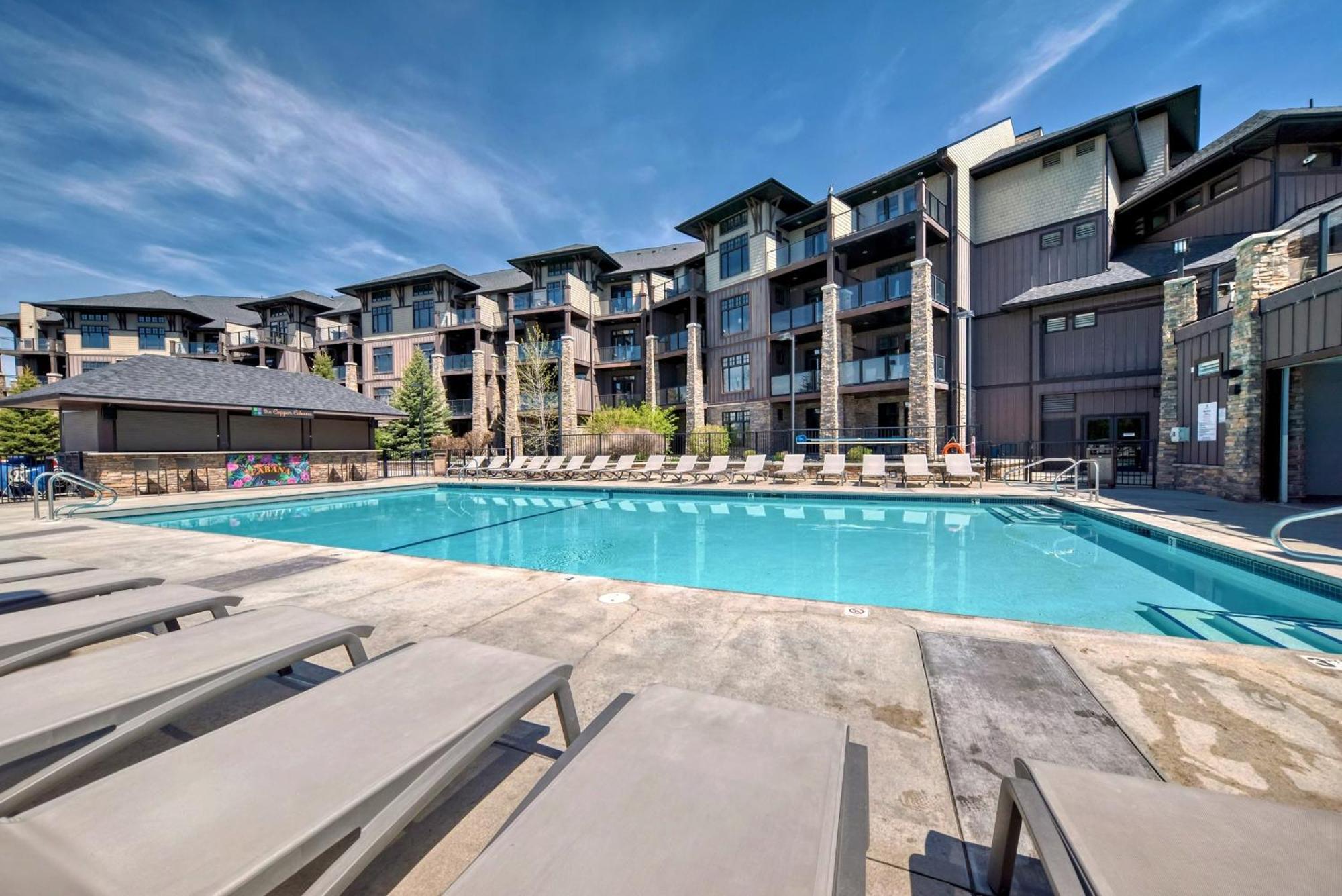 Copper Point Resort Invermere Luaran gambar